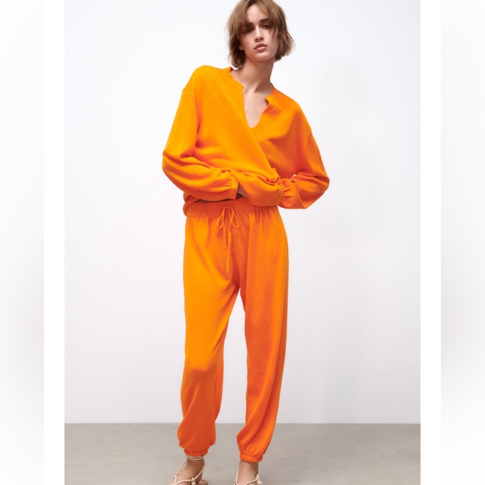 NWT ZARA ELASTIC HEM KNIT PANT AND BALLOON SLEEVE KNIT SWEATER